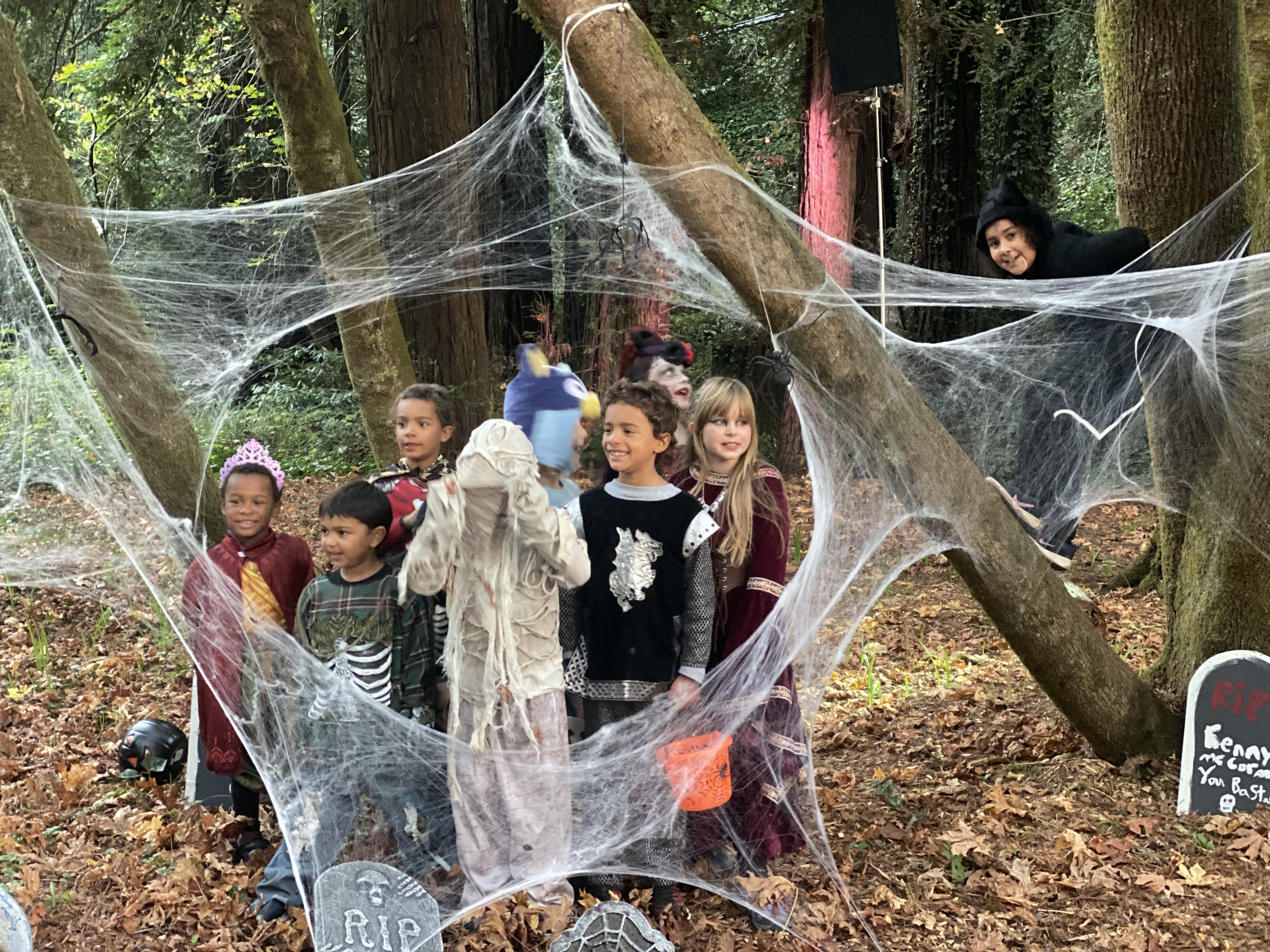 VillaGrande23HalloweenWalk