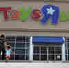 Struggling Toys R Us Plans To Pay Executives Millions In Bonuses 
