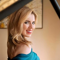 natasha peremski crop